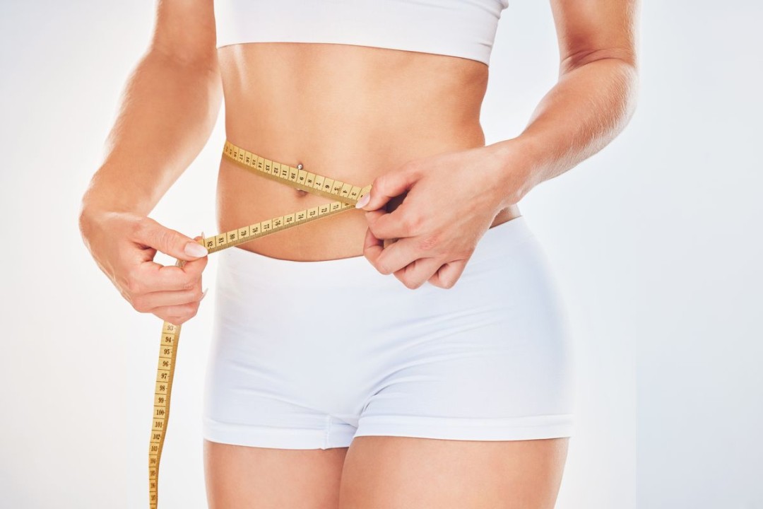 can you lose belly fat without losing breasts
