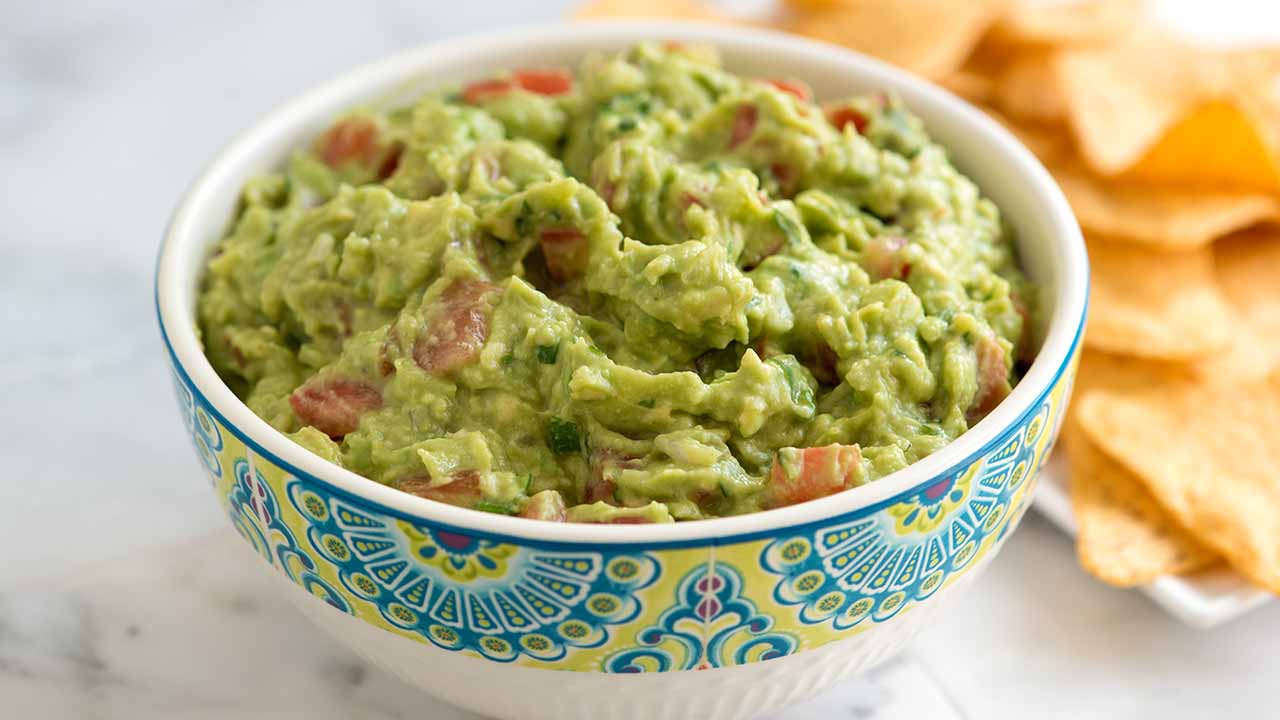 how to make guacamole with one avocado
