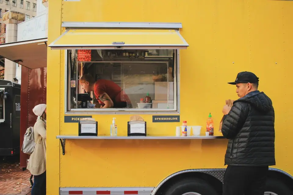 how to start a food truck with no money