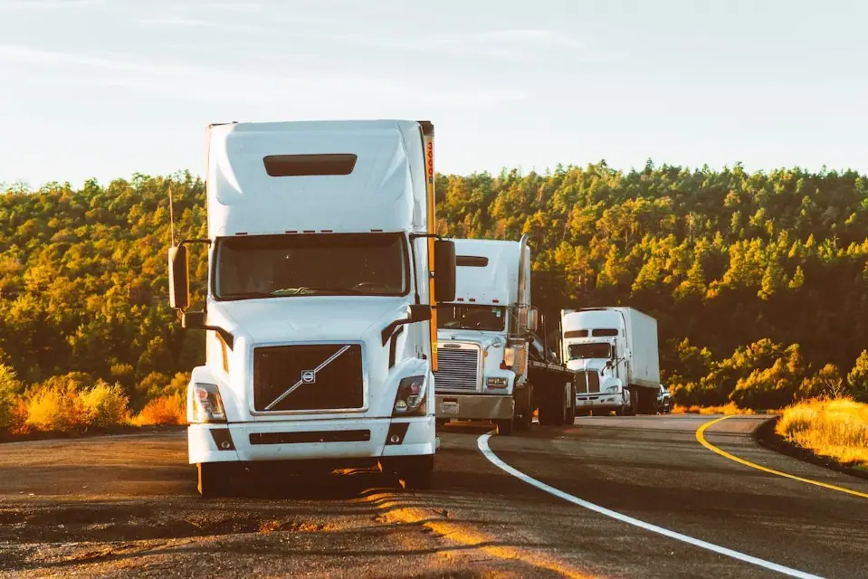 how to start a trucking business with one truck