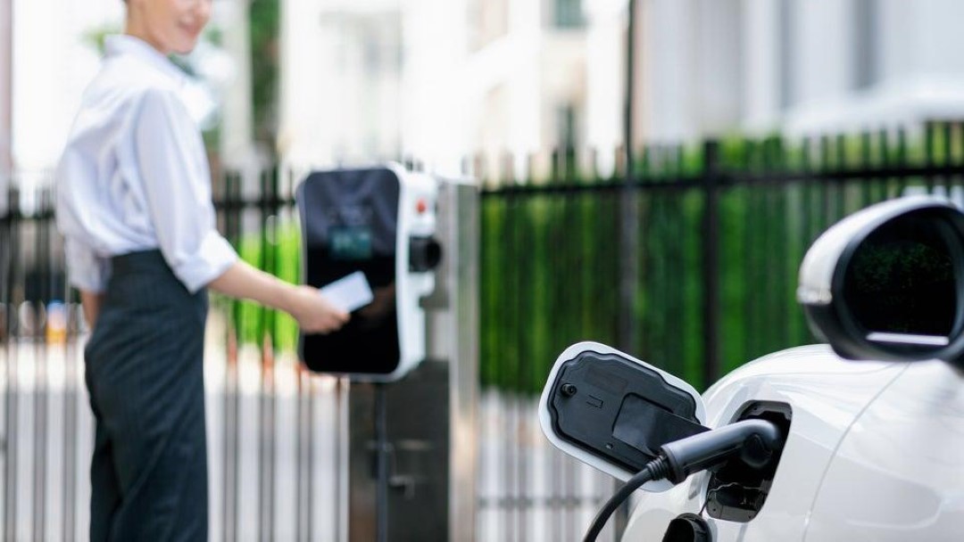 how to start a mobile ev charging business
