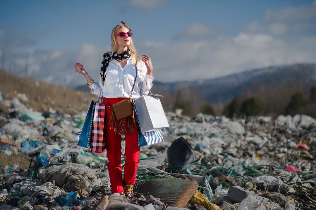 the environmental impact of fast fashion